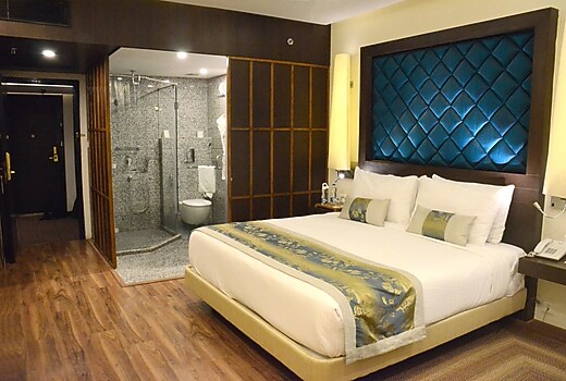 Clarks Avadh Lucknow Hotel Price Address Reviews