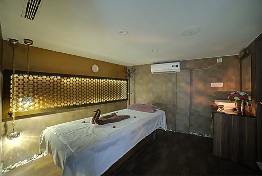 Goldfinch Hotel High Grounds Bengaluru Inr 874 Off 5 3 0 0