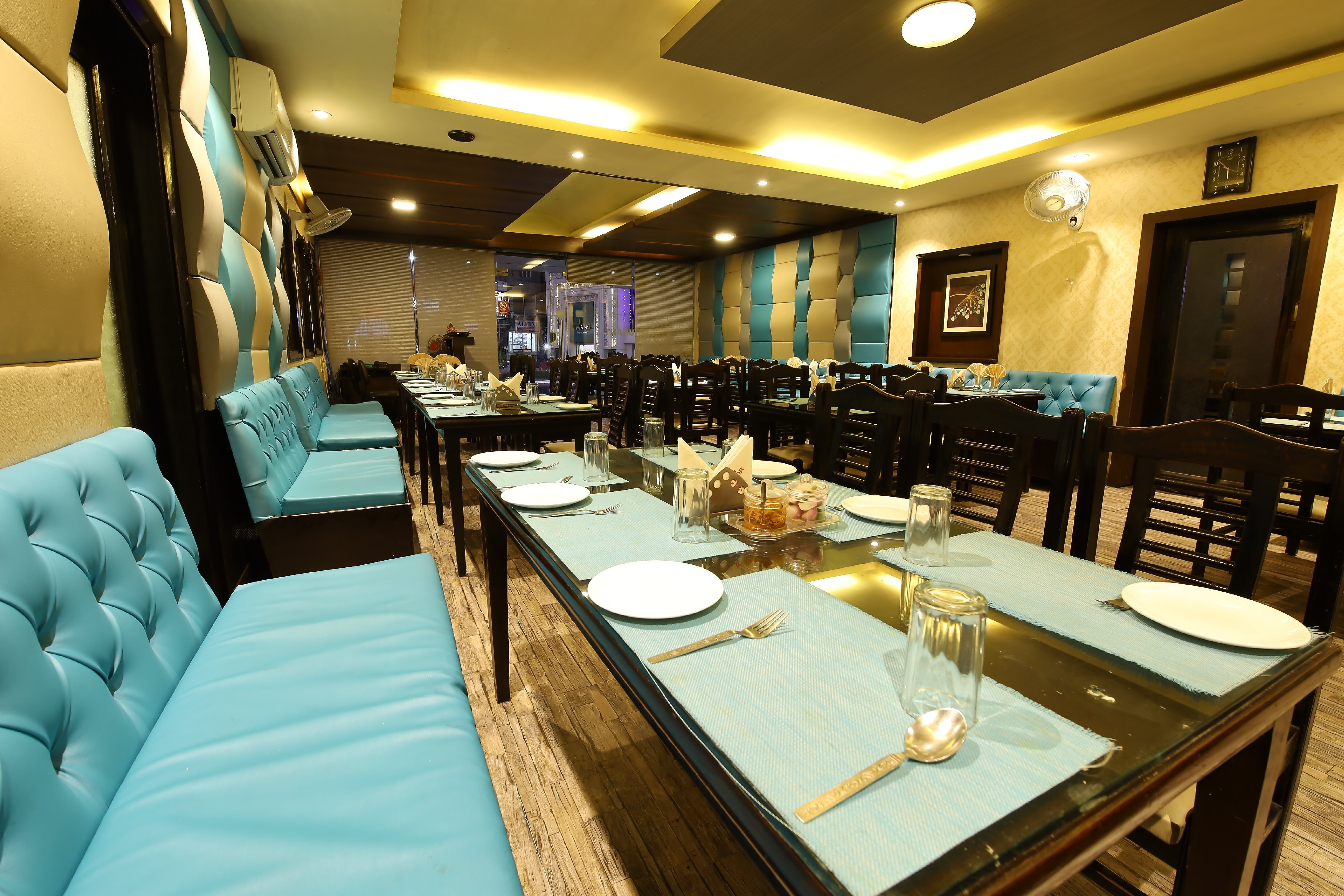 Moti Mahal Hotel Restaurant Dehradun Inr 575 Off 1 8 9 8