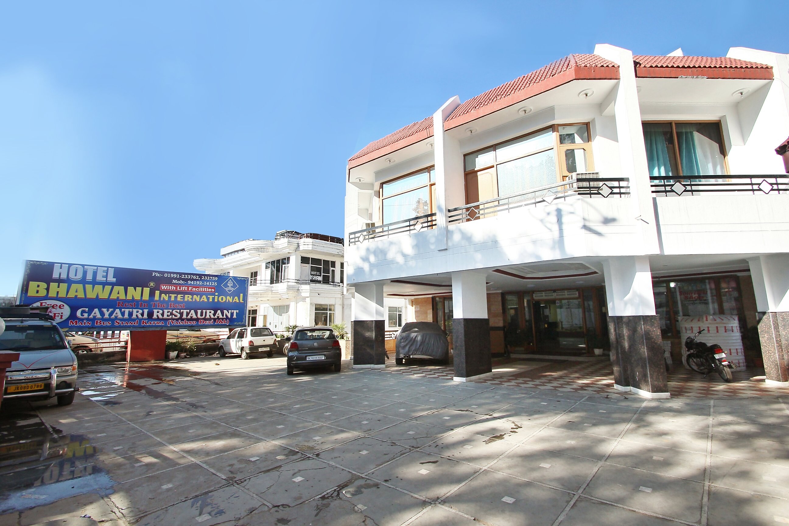 𝐁𝐮𝐝𝐠𝐞𝐭 𝐇𝐨𝐭𝐞𝐥𝐬 In Katra Start Rs 303