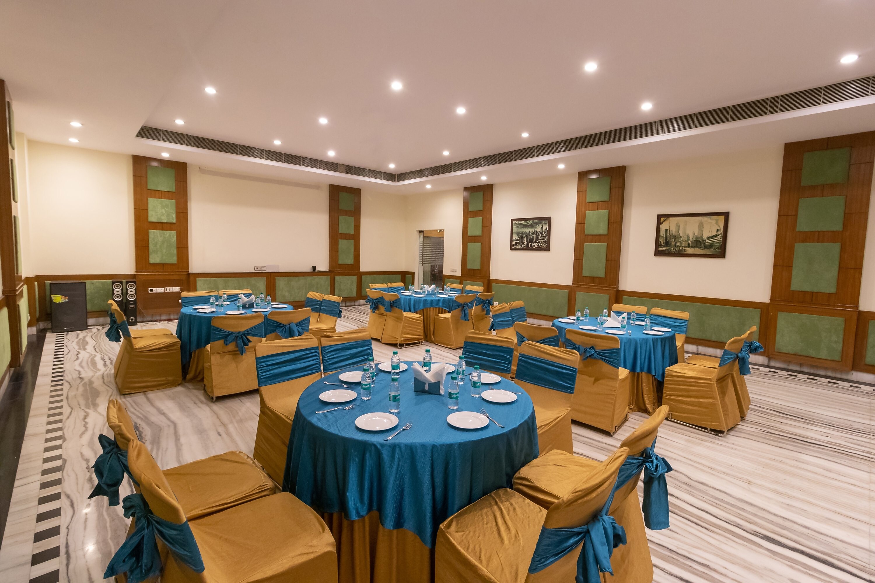 V One Hotel The Competent Palace Dehradun Inr 560 Off