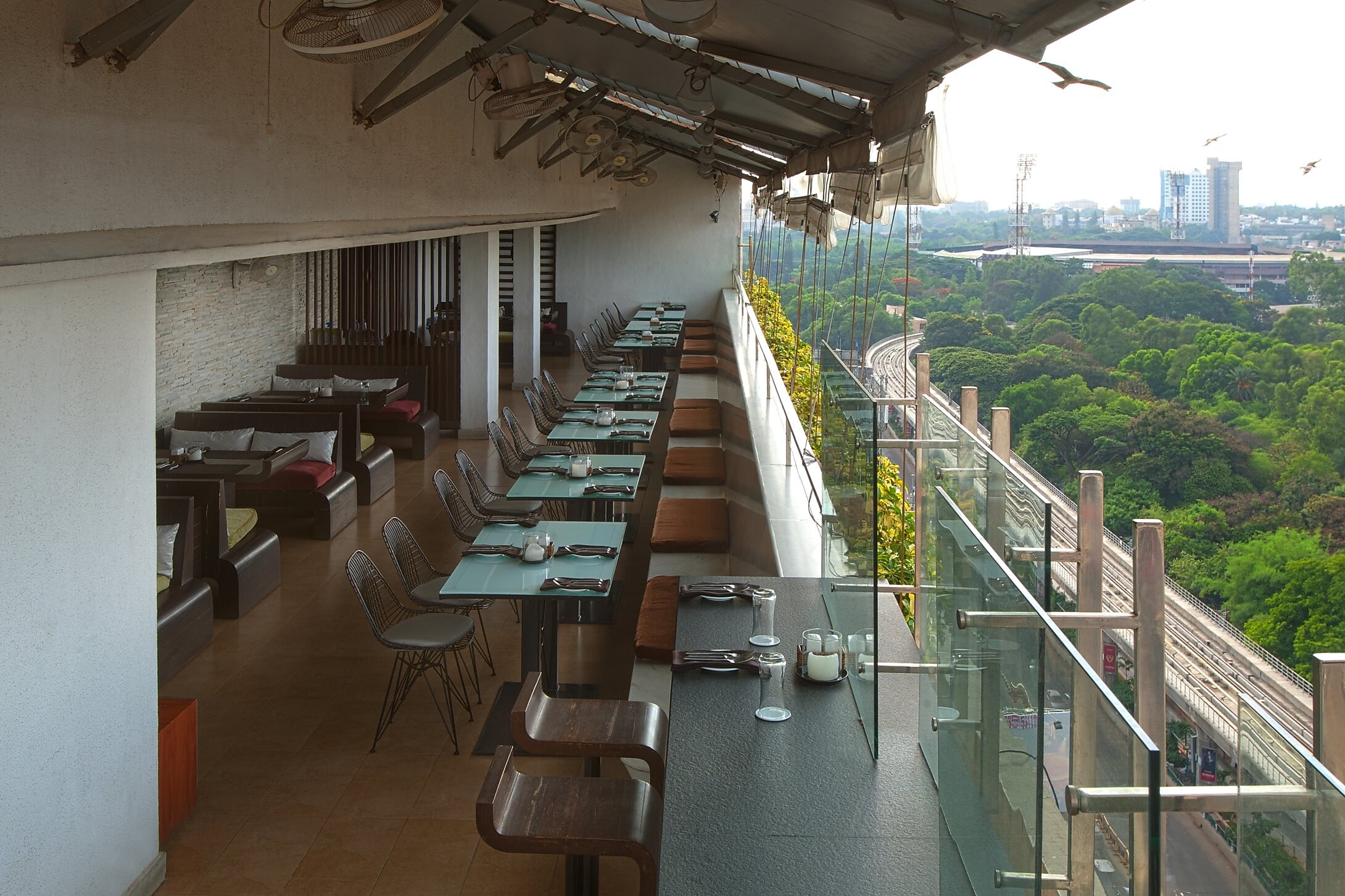 Hotel Ivory Tower Bengaluru Inr 739 Off 4 2 0 0 Hotel Price