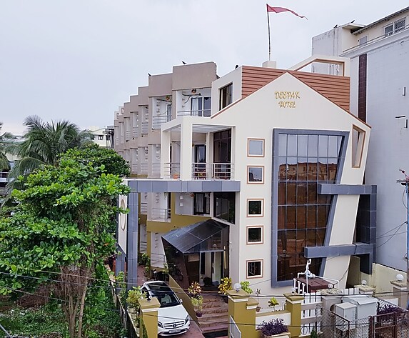 Hotel Holiday Resort Puri INR 589 OFF   3  3  0  0   Deal Hotel