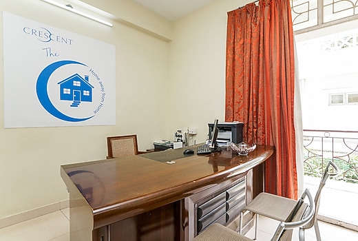 Crescent Corporate Stay Fortis Malar Iswarya Cancer Ramanujan