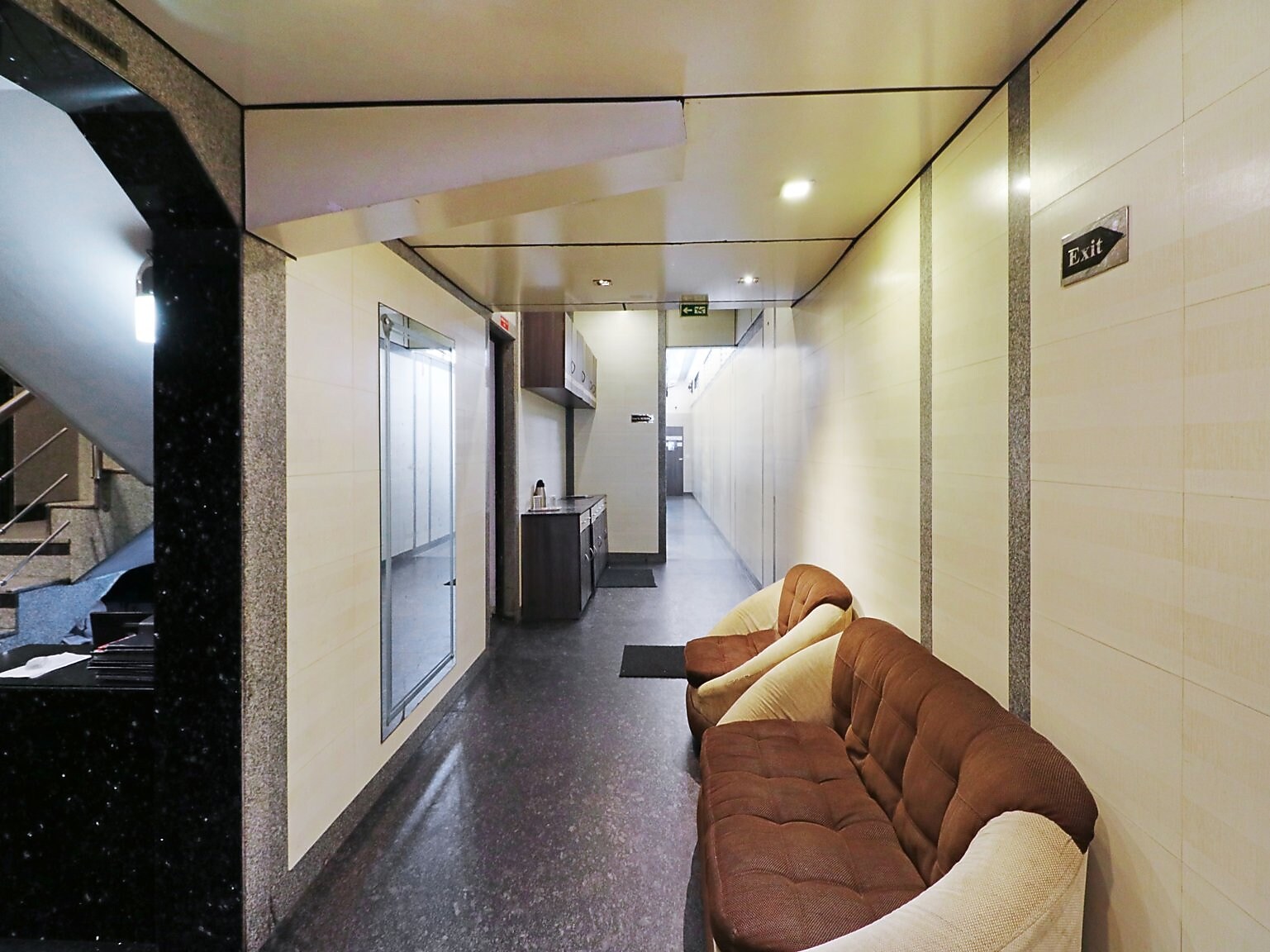 Hotel Esteem Kolkata Inr 693 Off 2100 𝐏𝐡𝐨𝐭𝐨𝐬