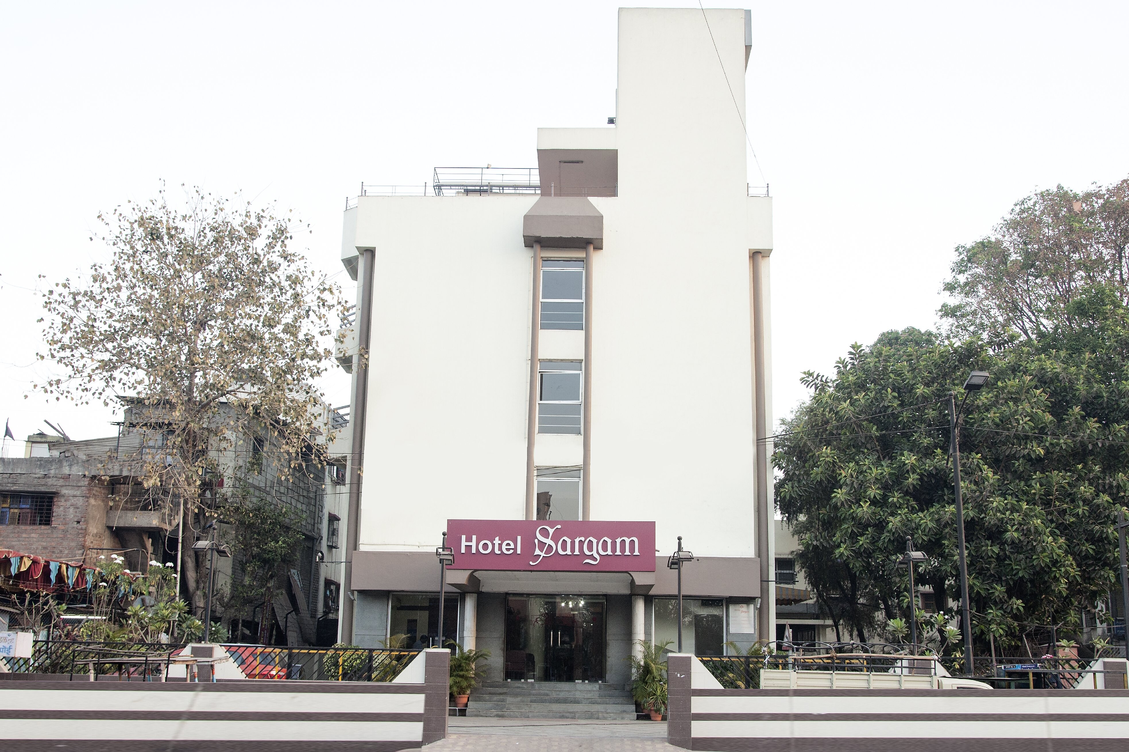 Hotel Sargam Nagar Road Pune Inr 428 Off 1 5 1 0 Hotel