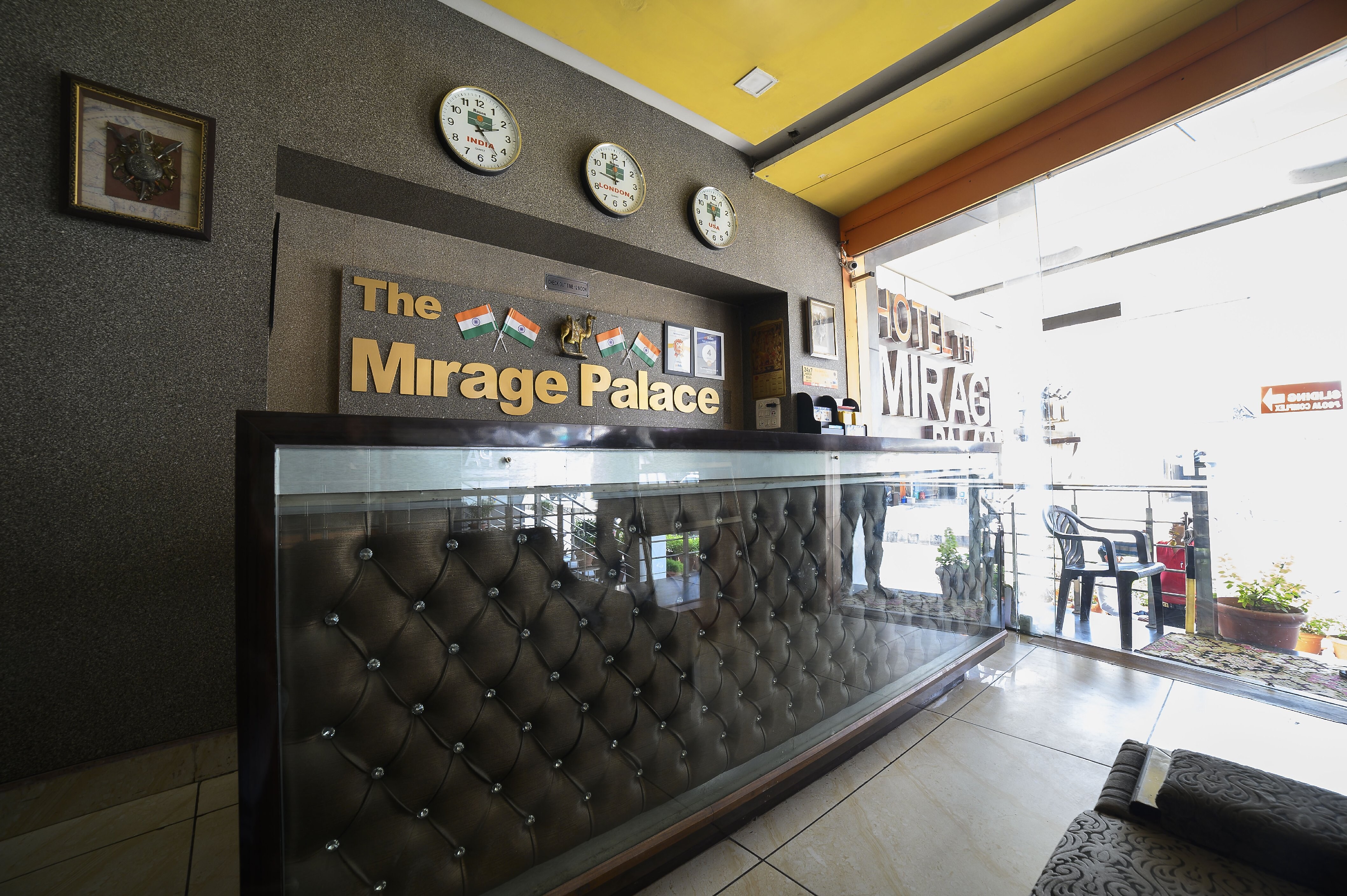 The Mirage Palace Rohtak Inr 423 Off 1 3 9 9 Hotel Price