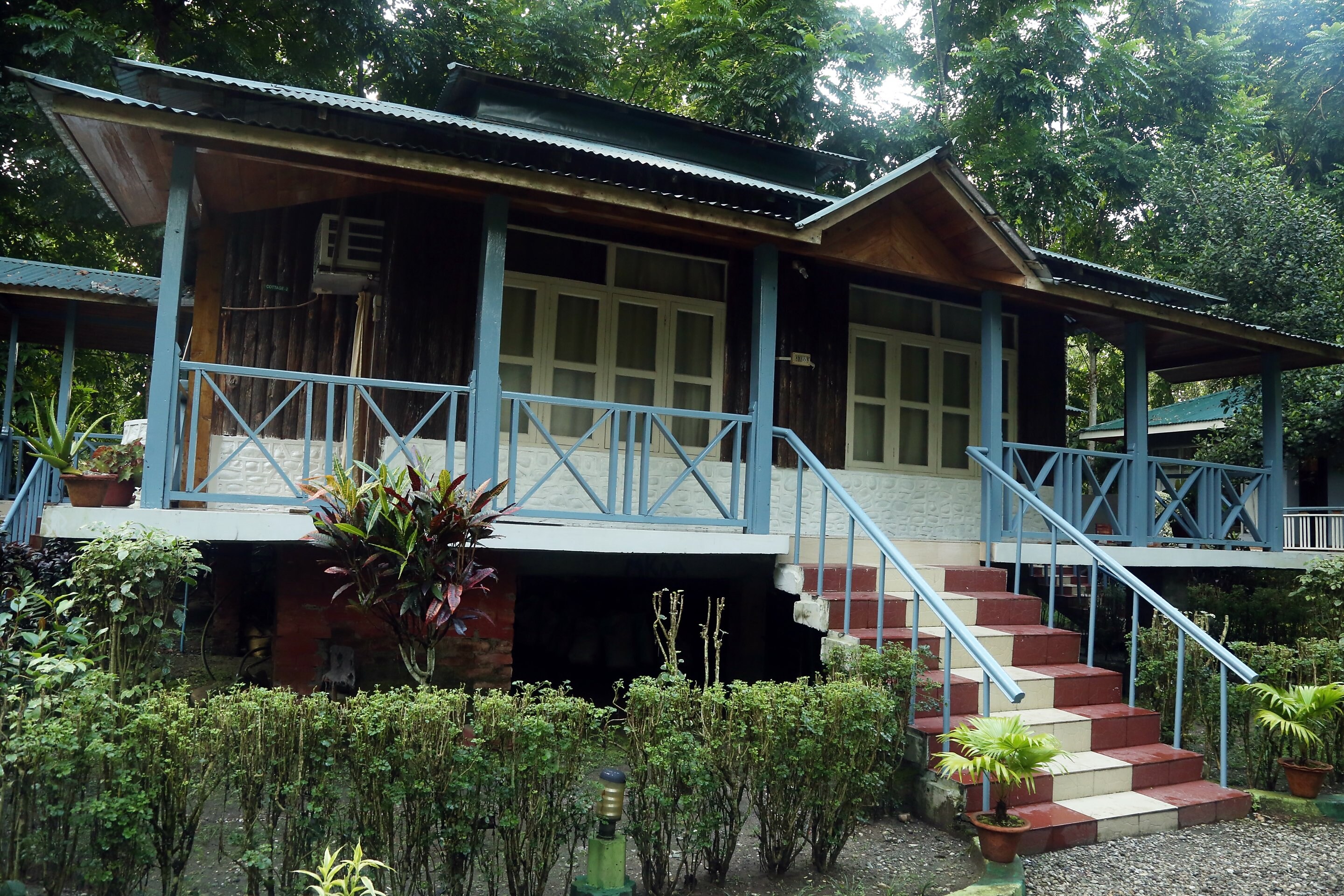 Aranya Jungle Resort Lataguri Inr 488 Off 2 0 0 0 Price
