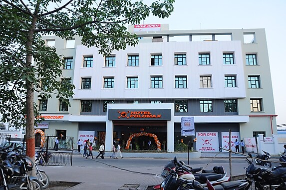Clarks Inn Ajay International Allahabad INR 800 OFF   5  0  0  0  