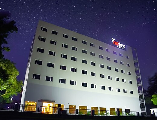 Red Fox Hotel Chandigarh Chandigarh Inr 547 Off 2 9 6 9