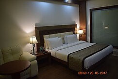FLAT OFF - 4 Star Hotels in Mussoorie Book from Best 14 Hotels