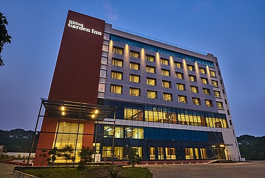 Hilton Garden Inn Lucknow Lucknow Hotel Price Address Reviews