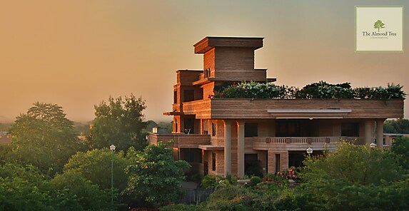 Taj Umaid Bhawan Palace Jodhpur INR 3000 Experiences Card Deal