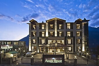 ALOKIK RESORT MANALI
