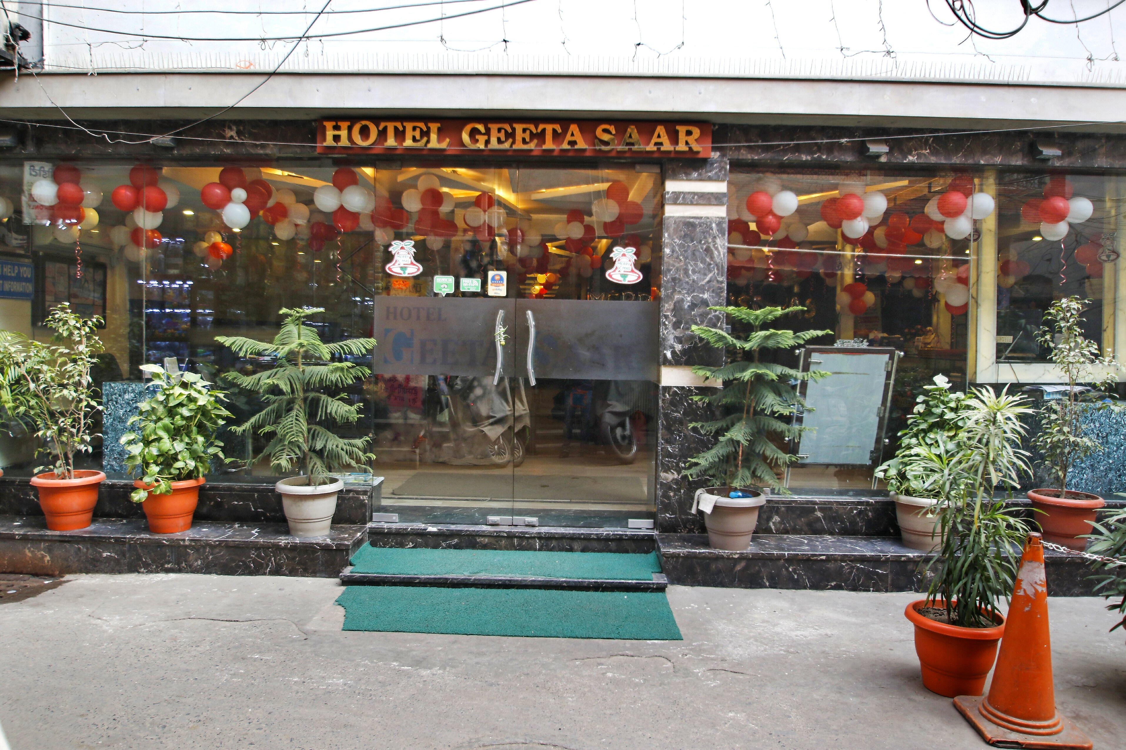 Geetasaar New Delhi Railway Station Delhi Inr 319 Off 2 5 0 0