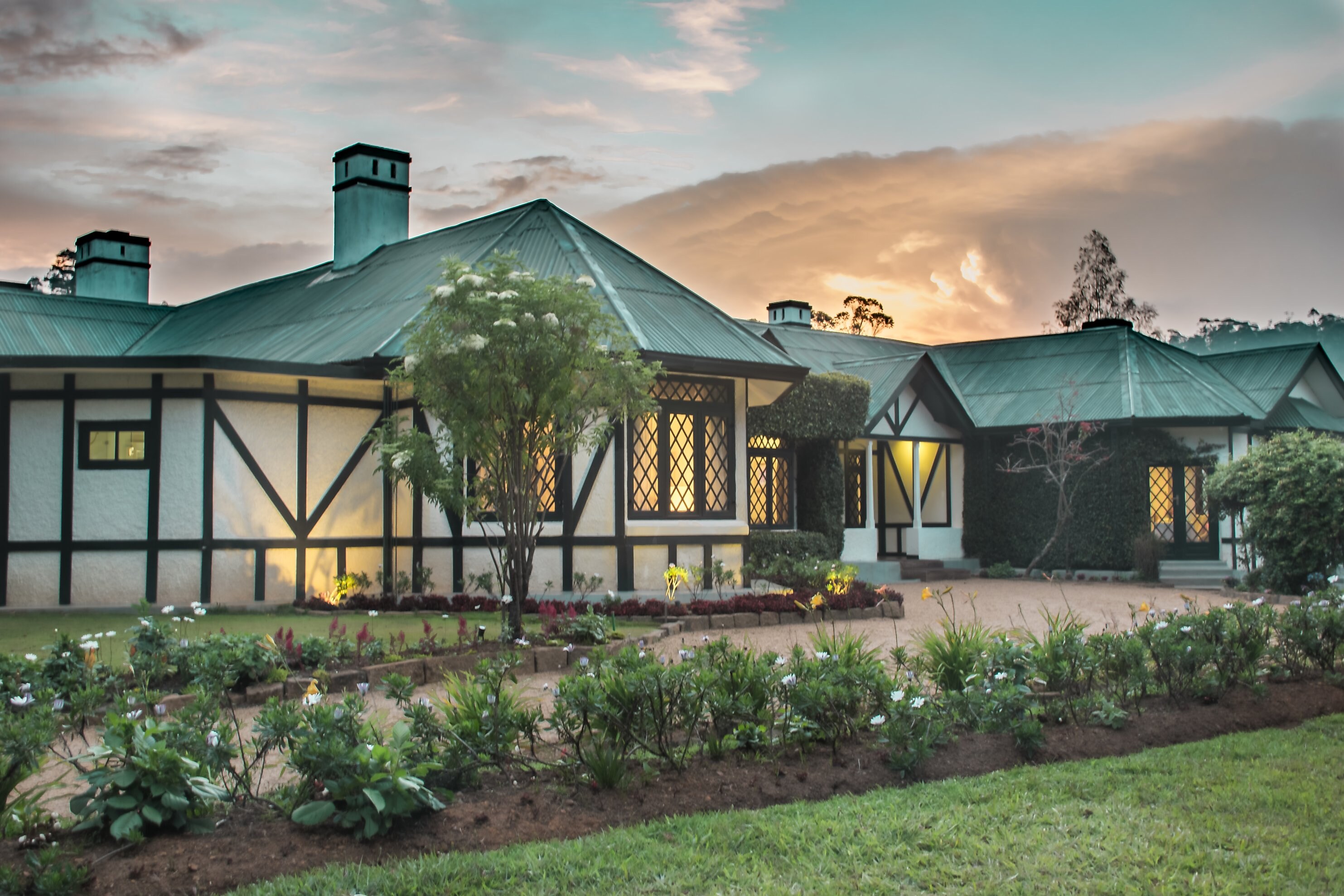 The Oliphant Bungalow Nuwara Eliya Price Address Reviews