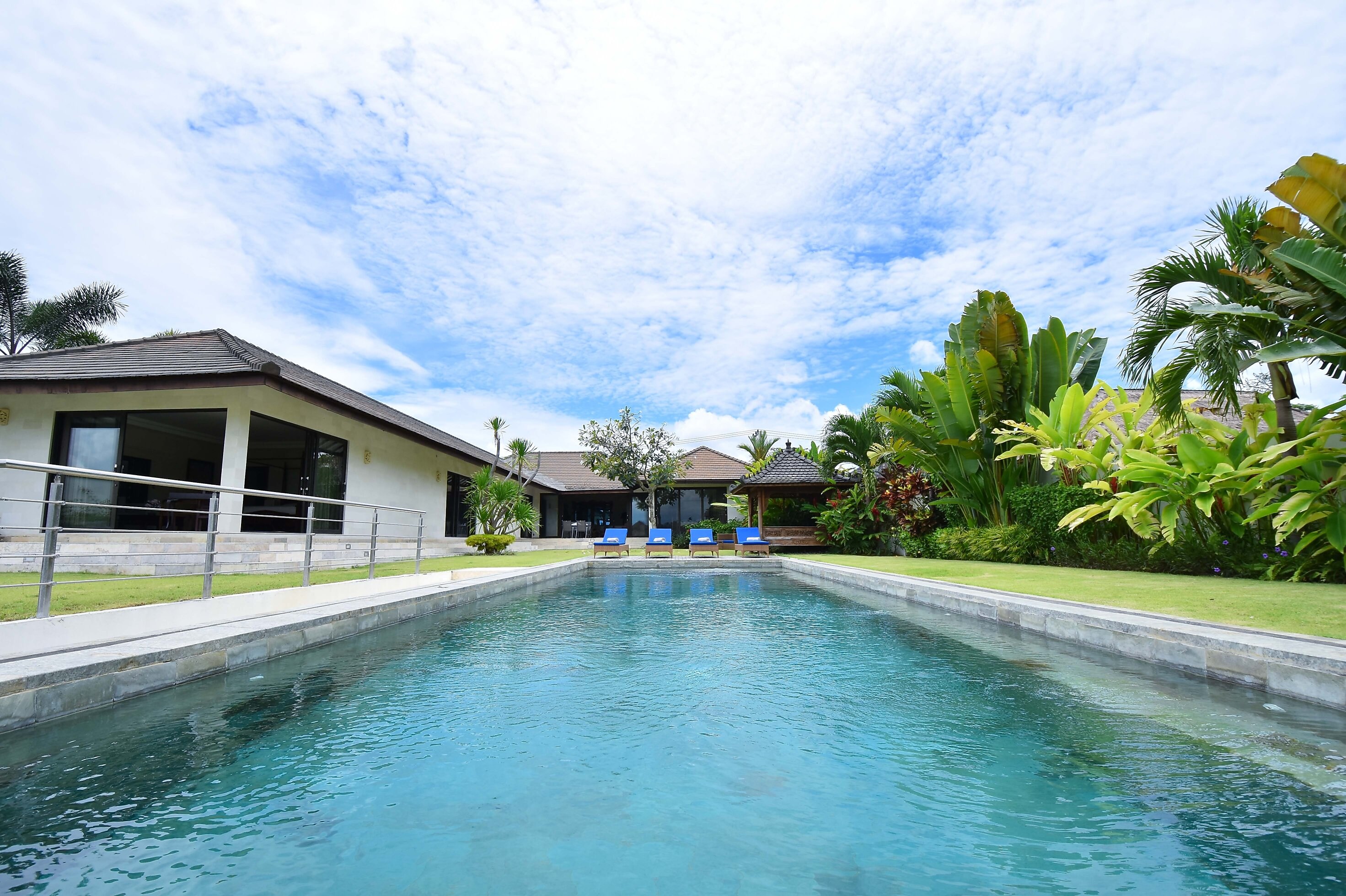 Villa Agong Bali Villa Price Address Reviews - 