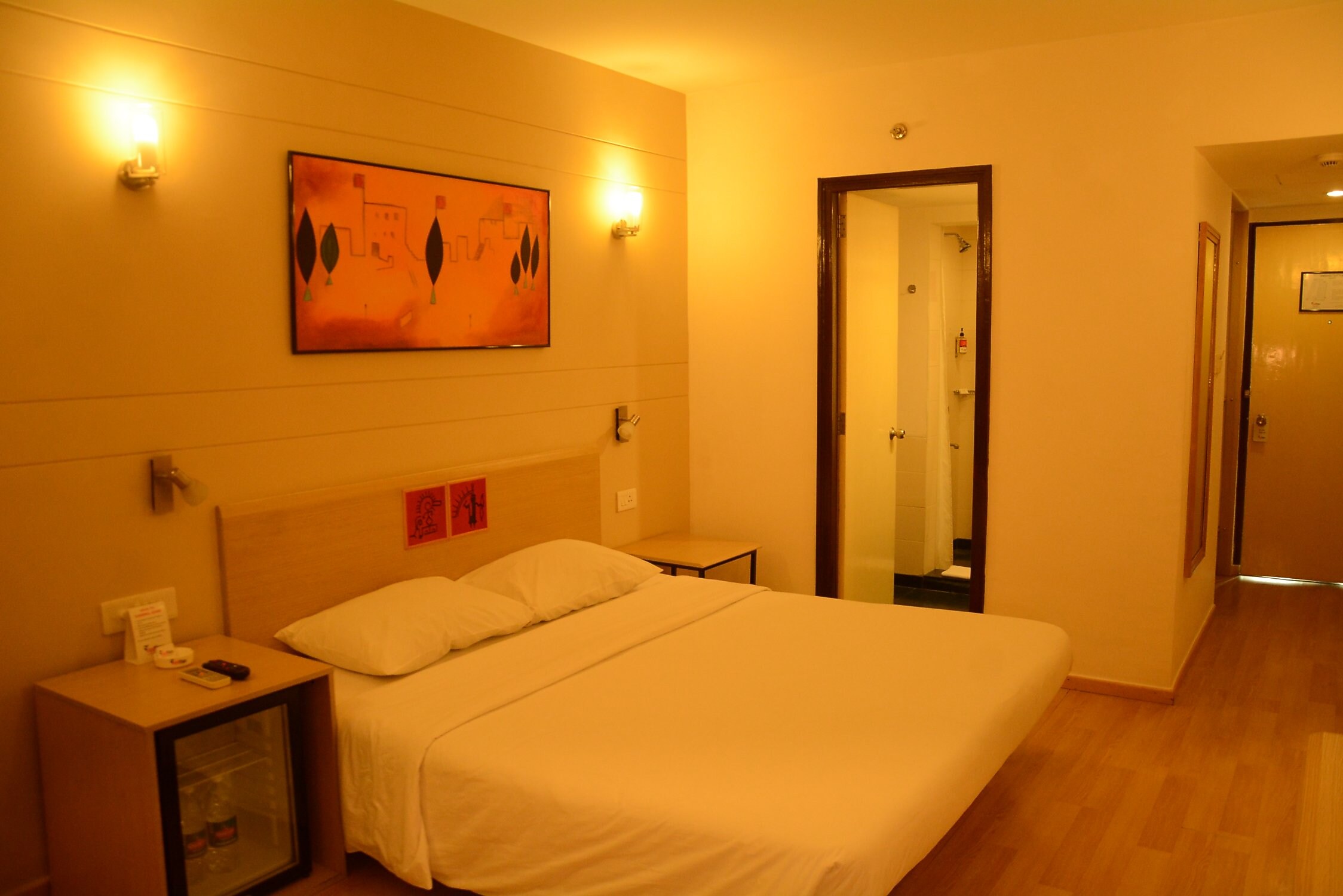 Red Fox Hotel Mmt Holiday Special Jaipur Hotel Price