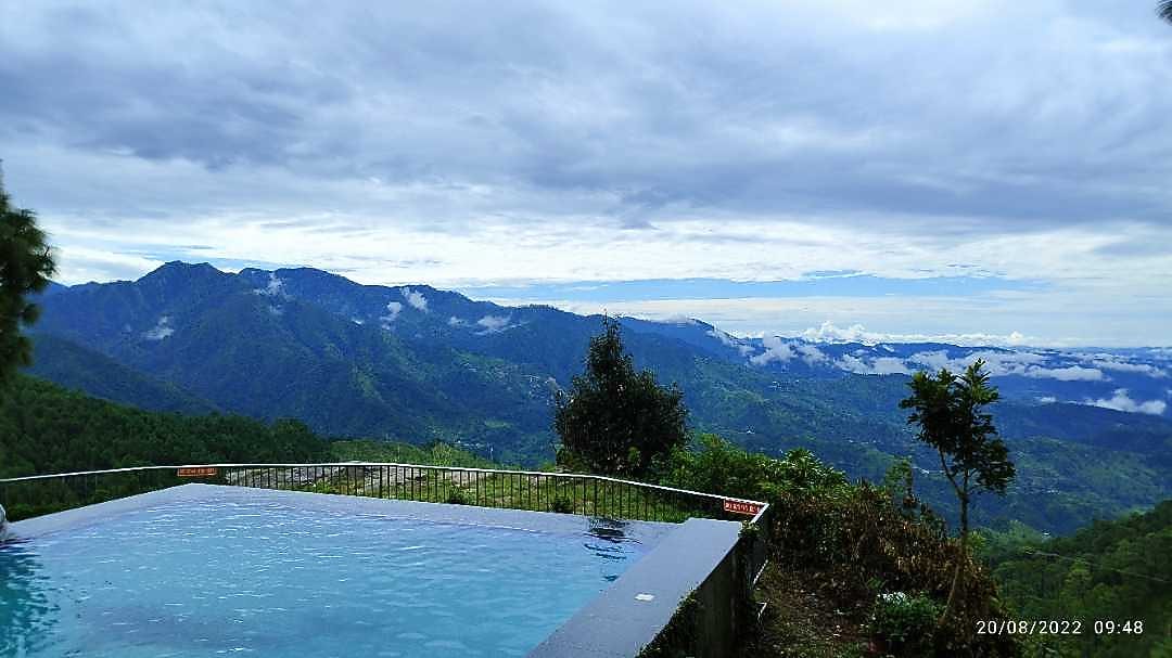 Blue Pine Resort 𝗕𝗢𝗢𝗞 Lansdowne Resort 𝘄𝗶𝘁𝗵 𝗙𝗥𝗘𝗘 𝗖𝗮𝗻𝗰𝗲𝗹𝗹𝗮𝘁𝗶𝗼𝗻