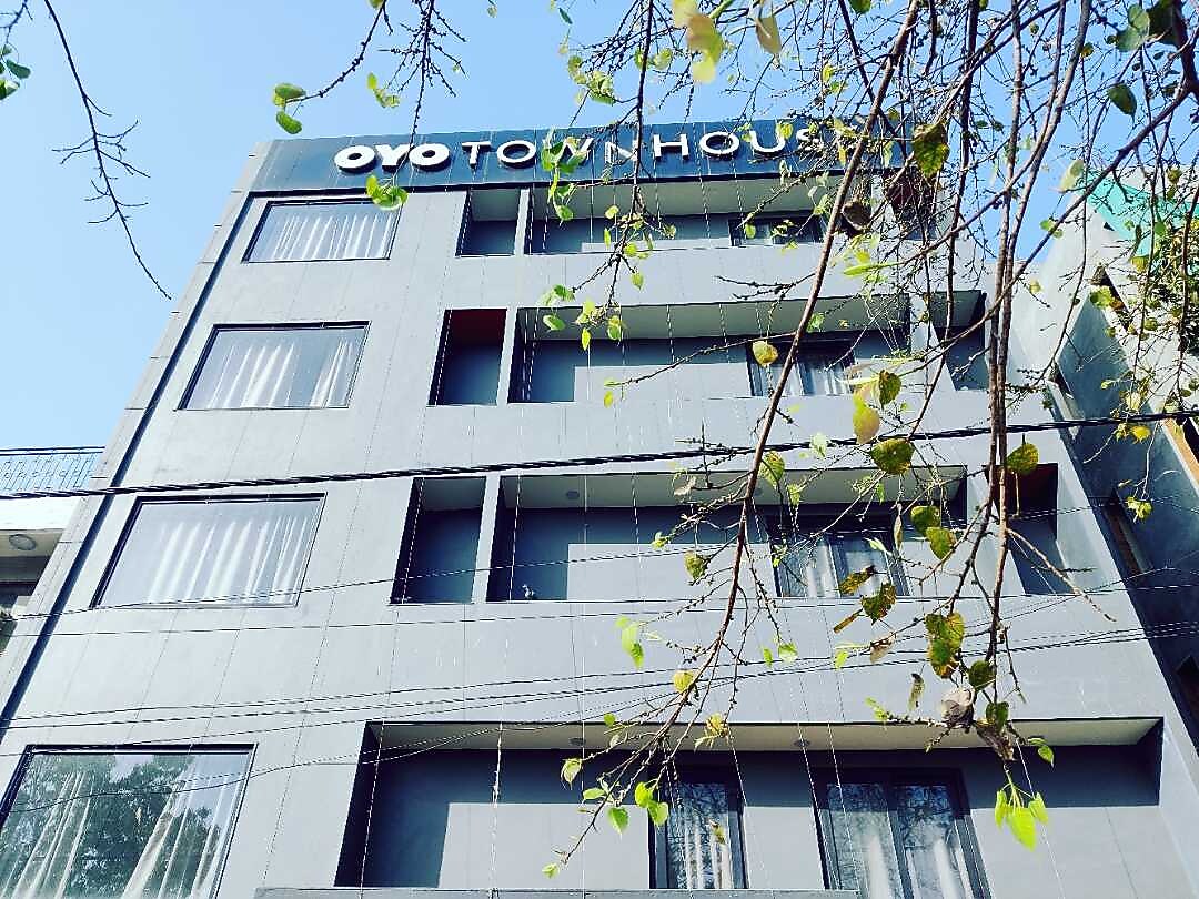 Collection O Gagan Vihar Near V3S Mall 𝗕𝗢𝗢𝗞 Delhi Hotel 𝘄𝗶𝘁𝗵 𝗙𝗥𝗘𝗘 𝗖𝗮𝗻𝗰𝗲𝗹𝗹𝗮𝘁𝗶𝗼𝗻