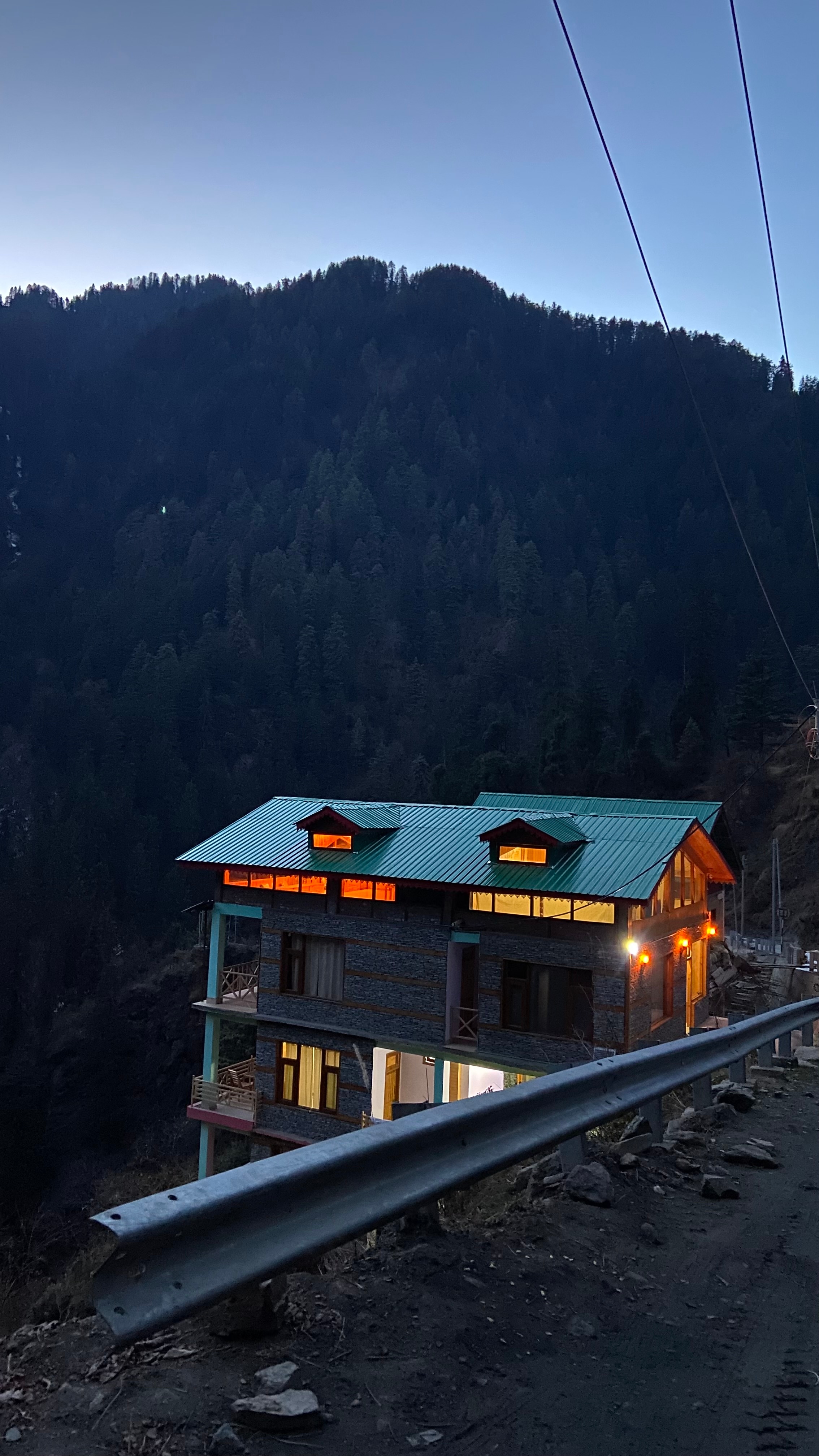 Photos of The Forest Pinnacle Guest House in Jibhi