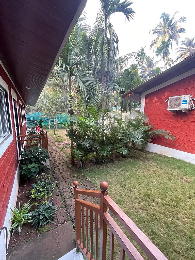 Lotus Holiday Resort 𝗕𝗢𝗢𝗞 Diveagar Resort 𝘄𝗶𝘁𝗵 𝗙𝗥𝗘𝗘 𝗖𝗮𝗻𝗰𝗲𝗹𝗹𝗮𝘁𝗶𝗼𝗻