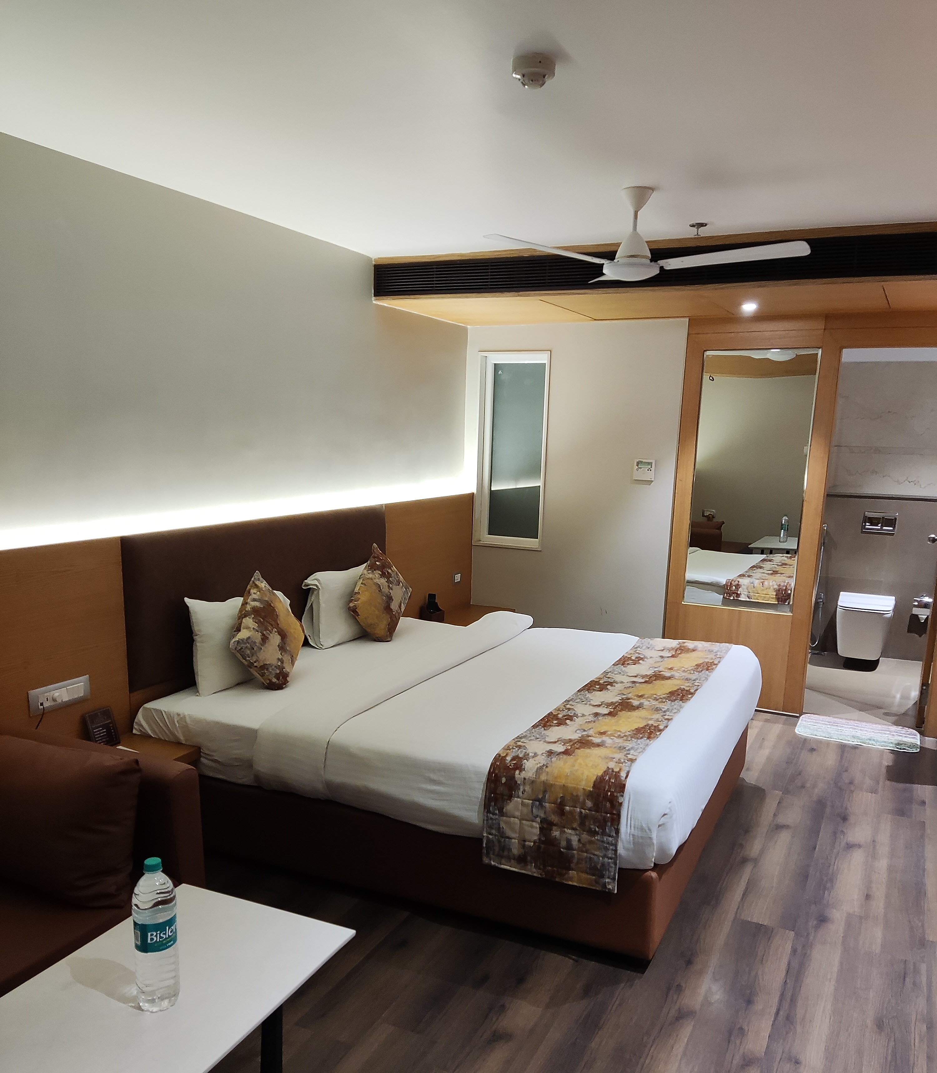 Hotel Ranjit Legacy ๐๐ข๐ข๐ Bhopal Hotel ๐๐ถ๐๐ต ๐๐ฅ๐๐ ๐๐ฎ๐ป๐ฐ๐ฒ๐น๐น๐ฎ๐๐ถ๐ผ๐ป