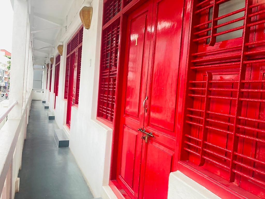 Photos of Itsy By Treebo Red Lotus Heritage With Roadside View