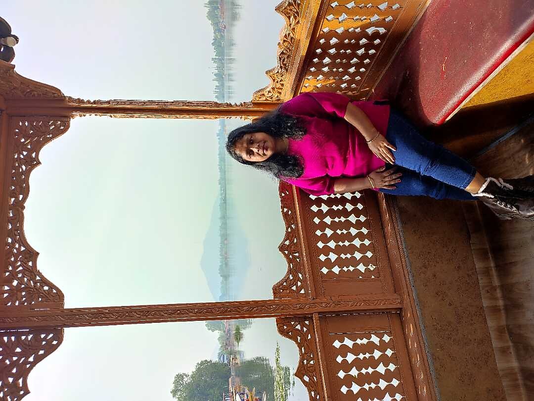 New Jersey Houseboats Srinagar Houseboat BOOK ₹1