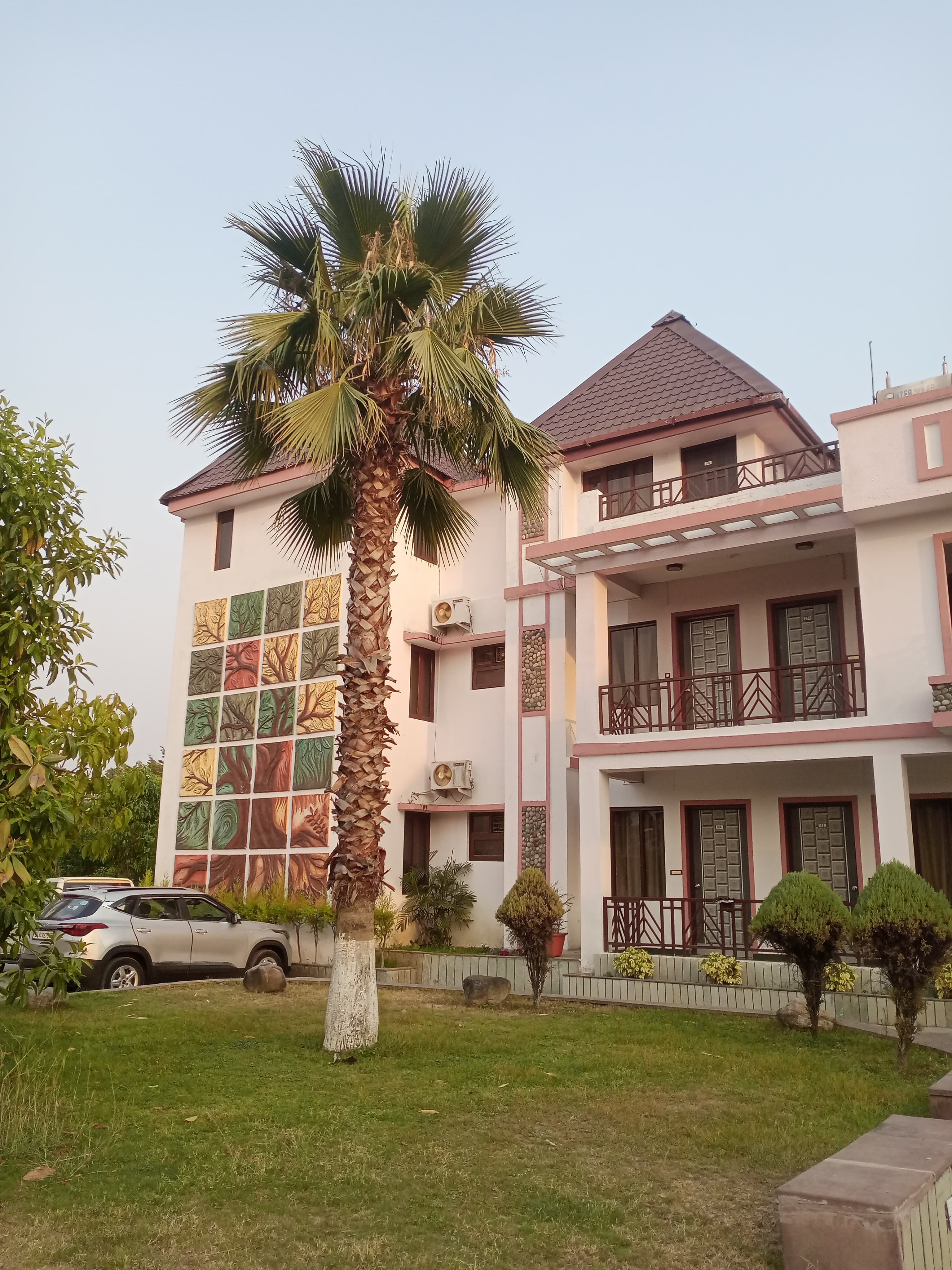 Reviews of ShriGo Pyramid Home Divine A Wellness Resort Resort in