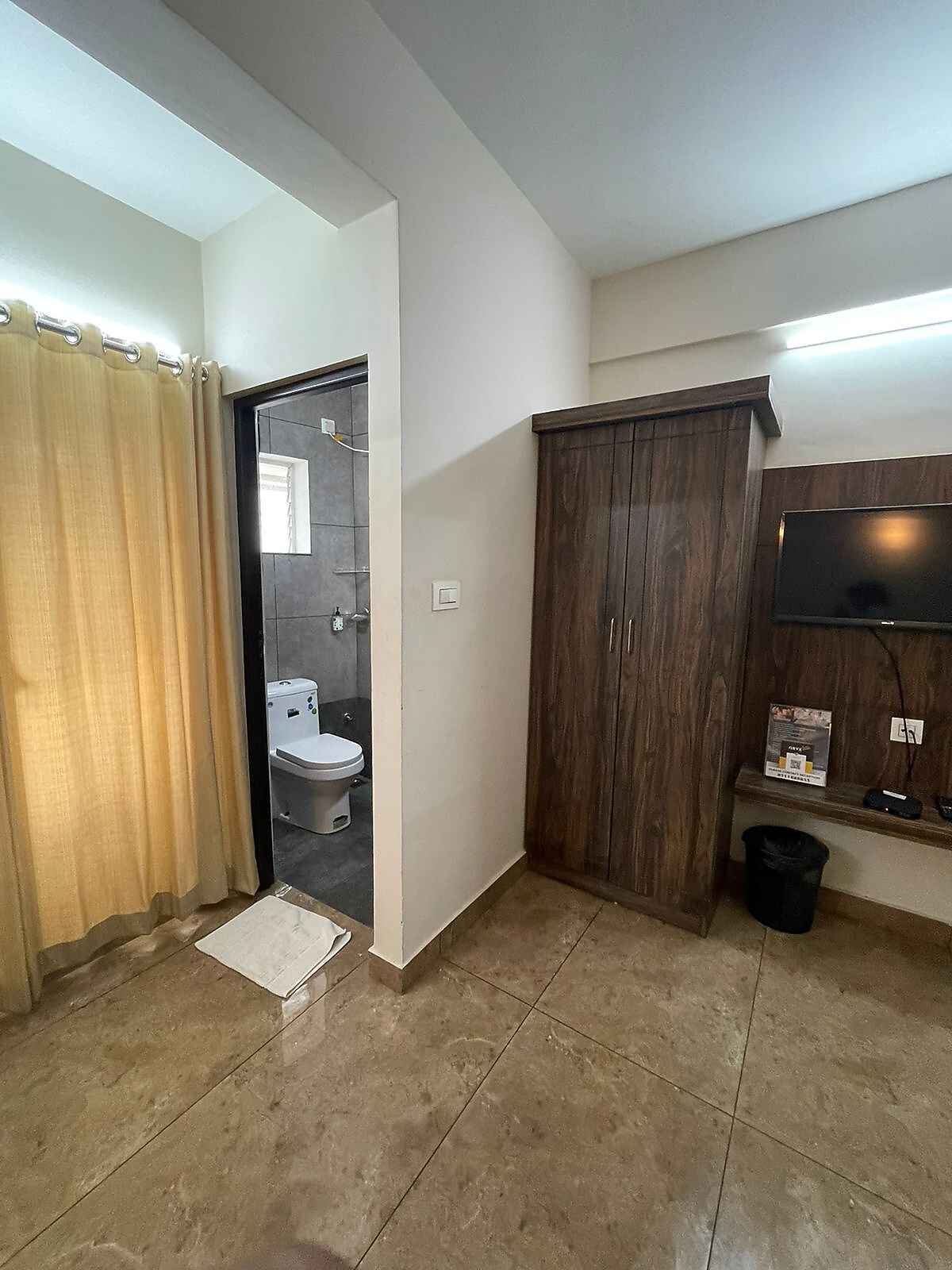 Treebo Trend Oryx Homes Kakkanad 𝗕𝗢𝗢𝗞 Cochin Hotel 𝘄𝗶𝘁𝗵 ₹𝟬 𝗣𝗔𝗬𝗠𝗘𝗡𝗧