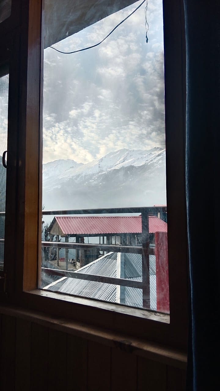 Hotel Blue Diamond Tosh (25kms from kasol) 𝗕𝗢𝗢𝗞 Tosh Hotel 𝘄𝗶𝘁𝗵 𝗙𝗥𝗘𝗘