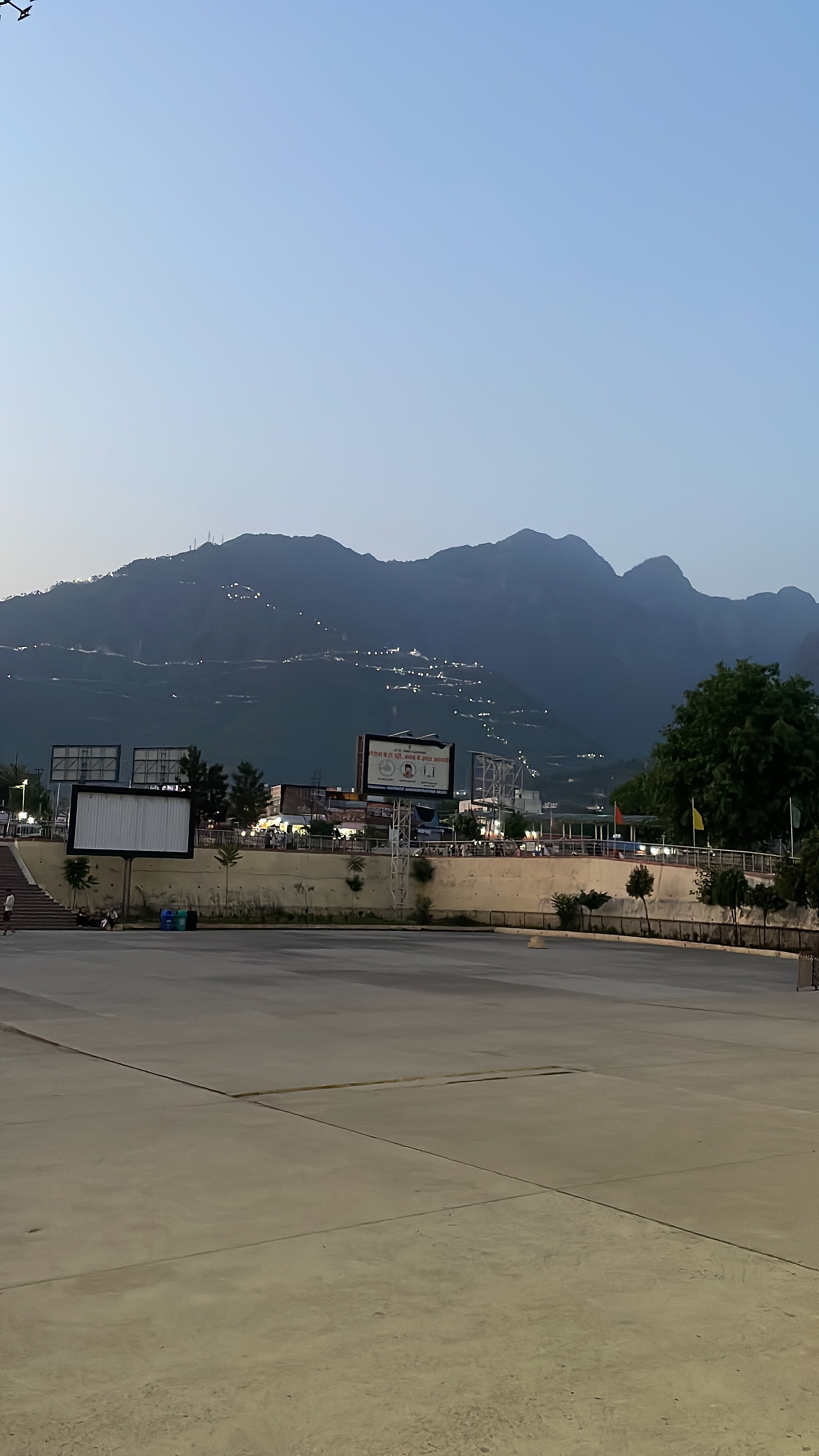 The VaishnodeviIRCTC Guest House 𝗕𝗢𝗢𝗞 Katra Guest House 𝘄𝗶𝘁𝗵 ₹𝟬 𝗣𝗔𝗬𝗠𝗘𝗡𝗧