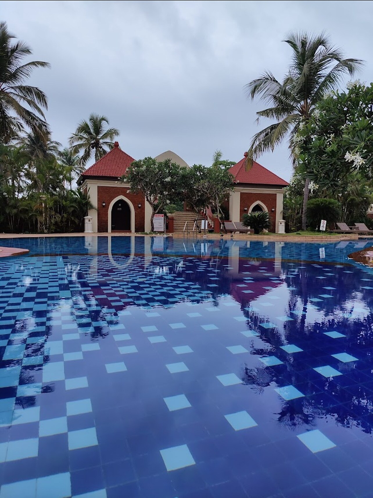 Caravela Beach Resort 𝗕𝗢𝗢𝗞 Goa Resort 𝘄𝗶𝘁𝗵 𝗙𝗥𝗘𝗘 𝗖𝗮𝗻𝗰𝗲𝗹𝗹𝗮𝘁𝗶𝗼𝗻