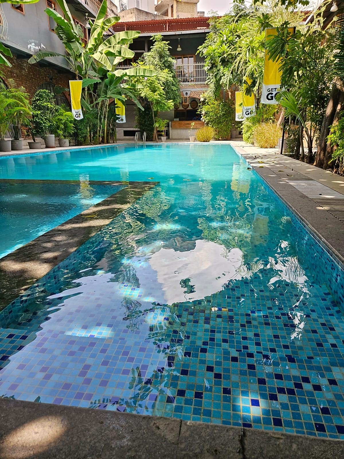 The Artist House Inde Hotel Udaipur 𝗕𝗢𝗢𝗞 Udaipur Hotel 𝘄𝗶𝘁𝗵 𝗙𝗥𝗘𝗘