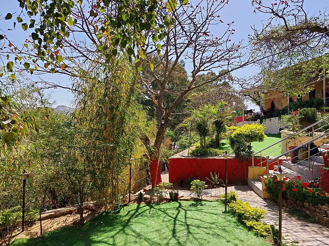 KAUSHAL HILLTOP RESORT AND VILLA 𝗕𝗢𝗢𝗞 Mount Abu Resort 𝘄𝗶𝘁𝗵 𝗙𝗥𝗘𝗘