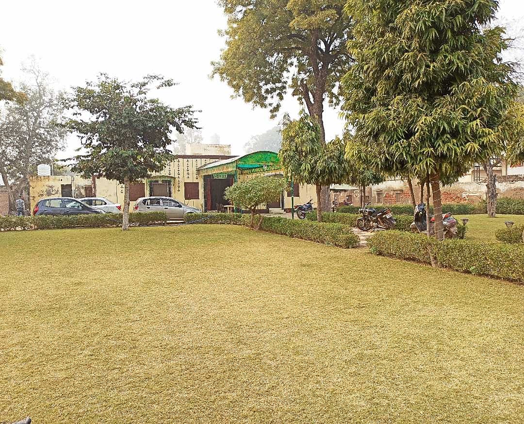 Radha Krishna Dham Vrindavan Hotel Price, Address & Reviews