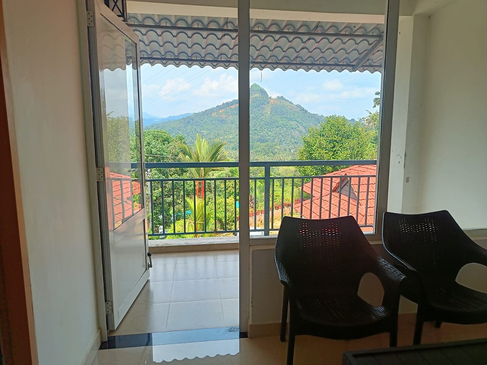 Desire Homestay 𝗕𝗢𝗢𝗞 Munnar Apartment 𝘄𝗶𝘁𝗵 𝗙𝗥𝗘𝗘 𝗖𝗮𝗻𝗰𝗲𝗹𝗹𝗮𝘁𝗶𝗼𝗻