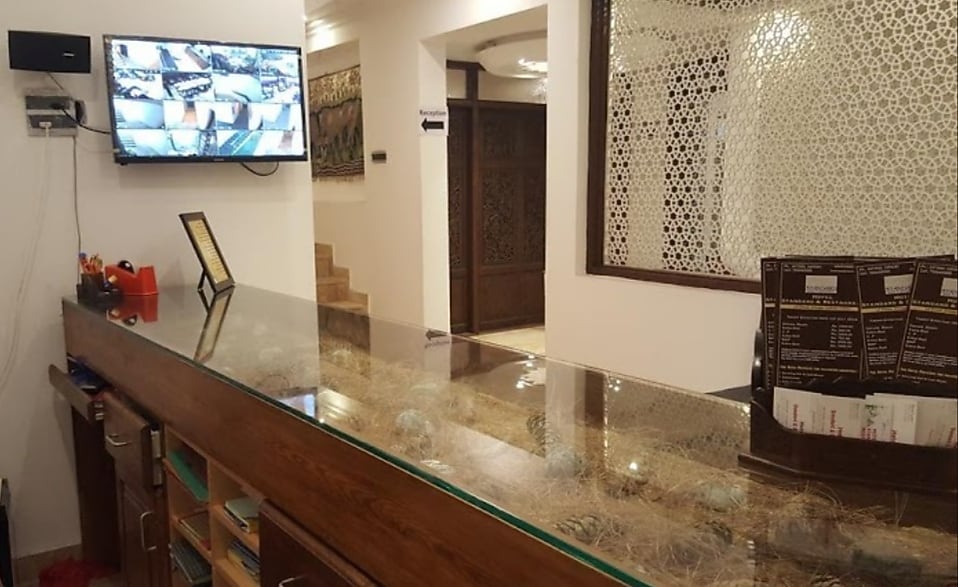 Hotel Standard and Restaurant Srinagar Hotel BOOK ₹1