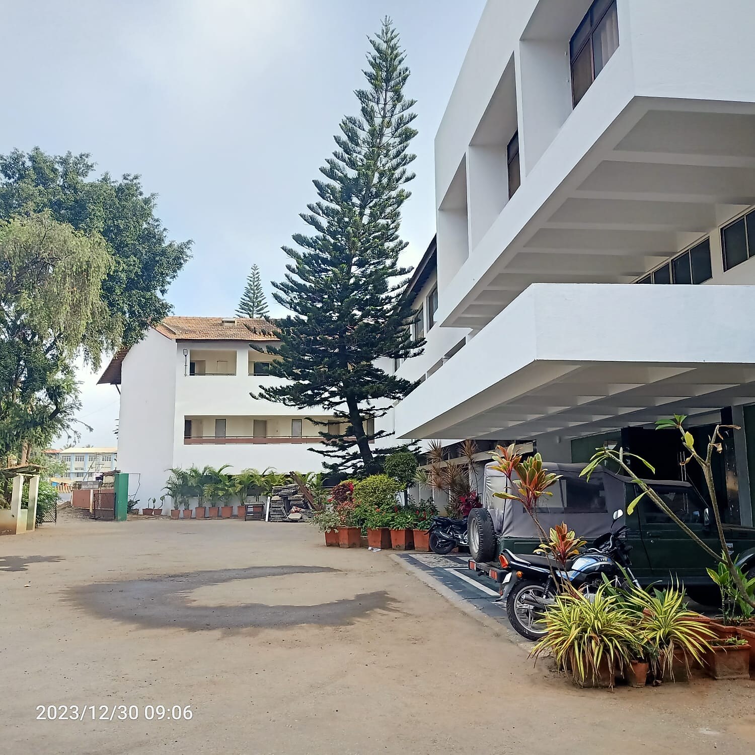 THE PLANTERS COURT 𝗕𝗢𝗢𝗞 Chikmagalur Hotel 𝘄𝗶𝘁𝗵 𝗙𝗥𝗘𝗘 𝗖𝗮𝗻𝗰𝗲𝗹𝗹𝗮𝘁𝗶𝗼𝗻