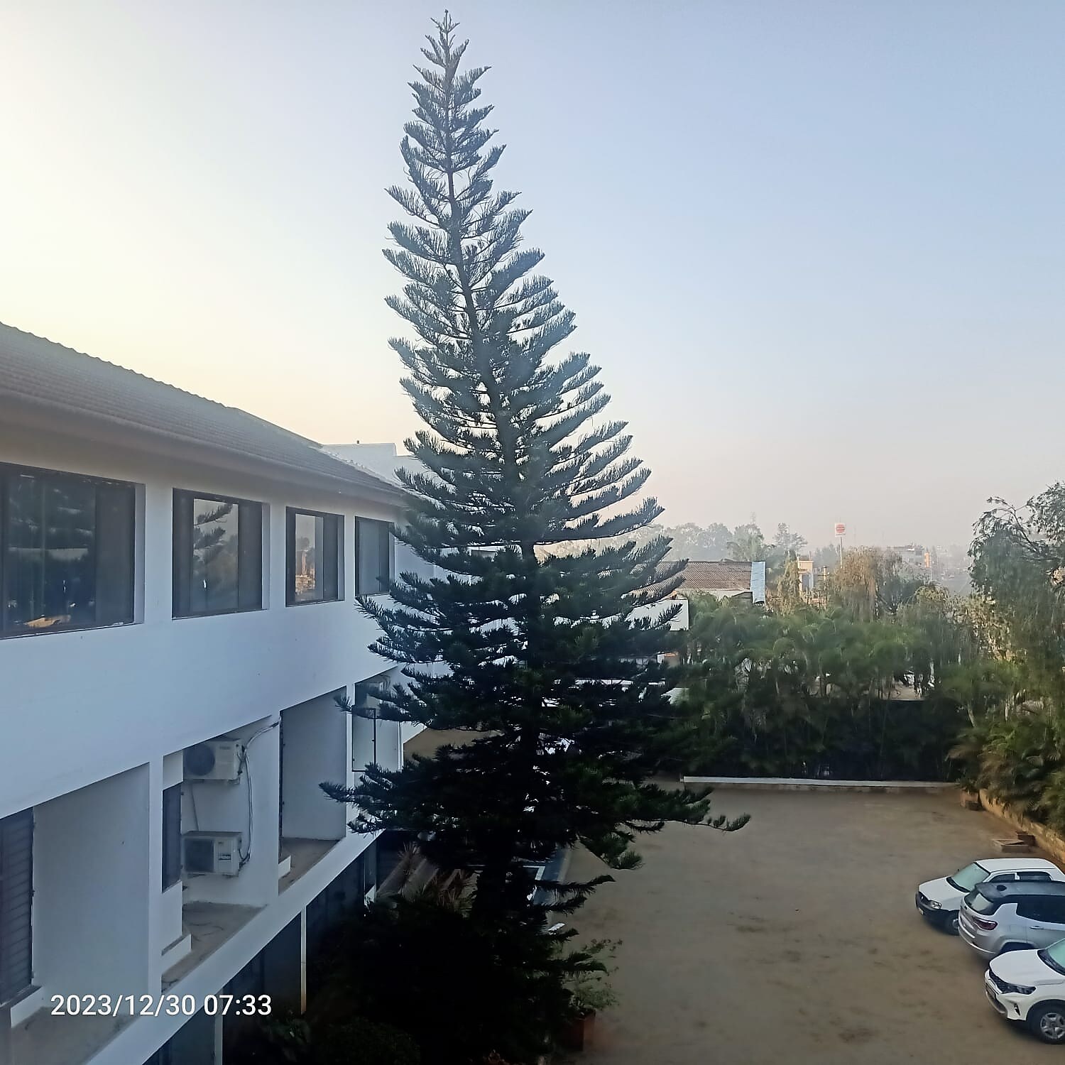 THE PLANTERS COURT 𝗕𝗢𝗢𝗞 Chikmagalur Hotel 𝘄𝗶𝘁𝗵 𝗙𝗥𝗘𝗘 𝗖𝗮𝗻𝗰𝗲𝗹𝗹𝗮𝘁𝗶𝗼𝗻