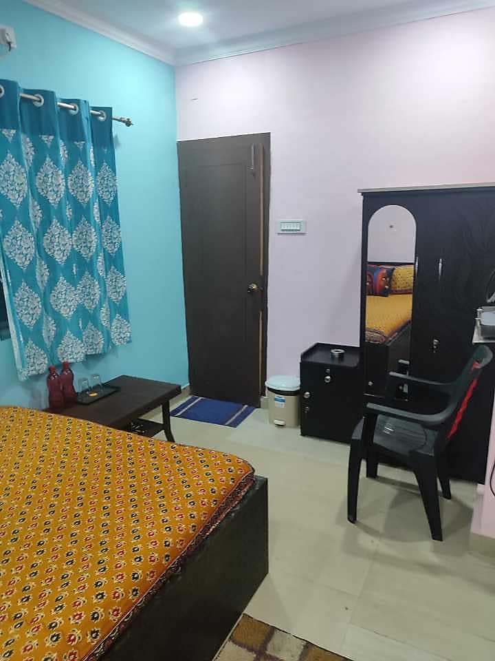 DD Guest house in Salt Lake Sector 3 𝗕𝗢𝗢𝗞 Kolkata BnB 𝘄𝗶𝘁𝗵 𝗙𝗥𝗘𝗘