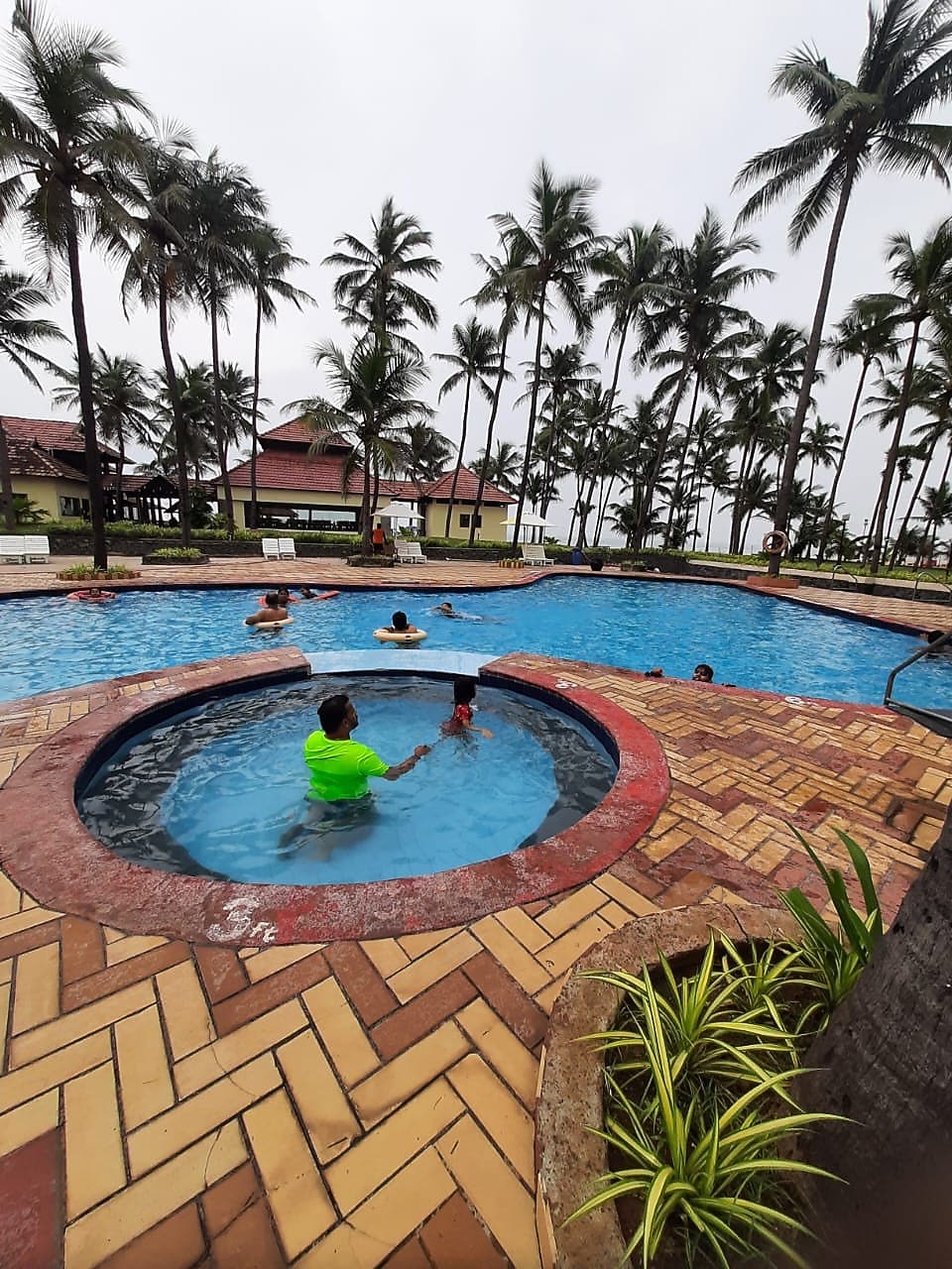 MGM Beach Resorts (15Kms before Mahabalipuram) 𝗕𝗢𝗢𝗞 Chennai Resort  𝘄𝗶𝘁𝗵 ₹𝟬 𝗣𝗔𝗬𝗠𝗘𝗡𝗧