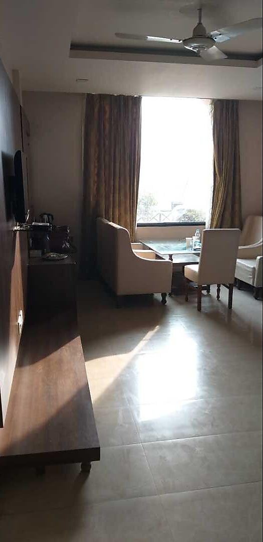 Hotel Ajay International 𝗕𝗢𝗢𝗞 Prayagraj(Allahabad) Hotel 𝘄𝗶𝘁𝗵 ₹𝟬 𝗣𝗔𝗬𝗠𝗘𝗡𝗧