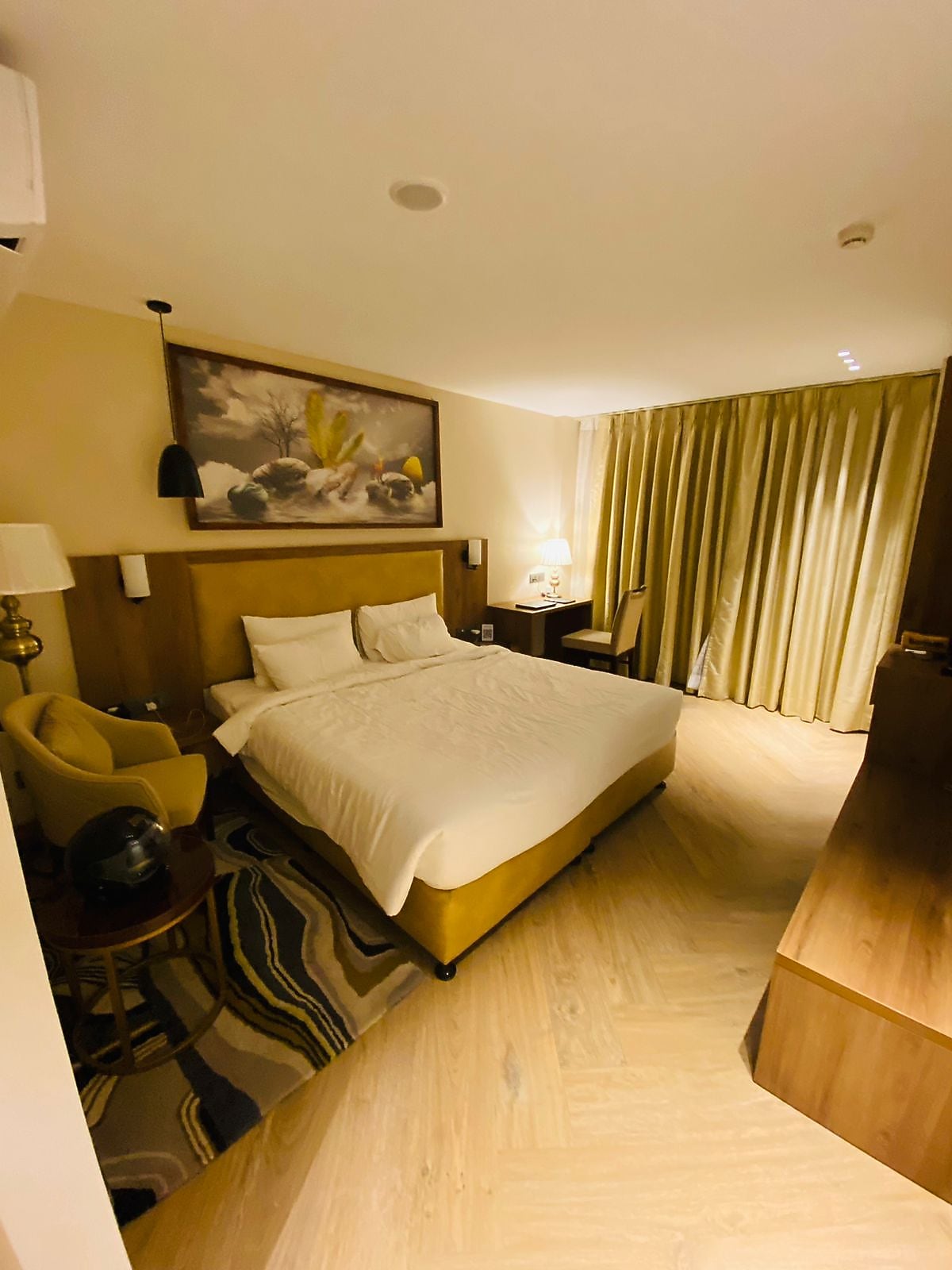 Udman by Ferns N Petals, Gurgaon 𝗕𝗢𝗢𝗞 Gurgaon Hotel 𝘄𝗶𝘁𝗵 ₹𝟬 𝗣𝗔𝗬𝗠𝗘𝗡𝗧