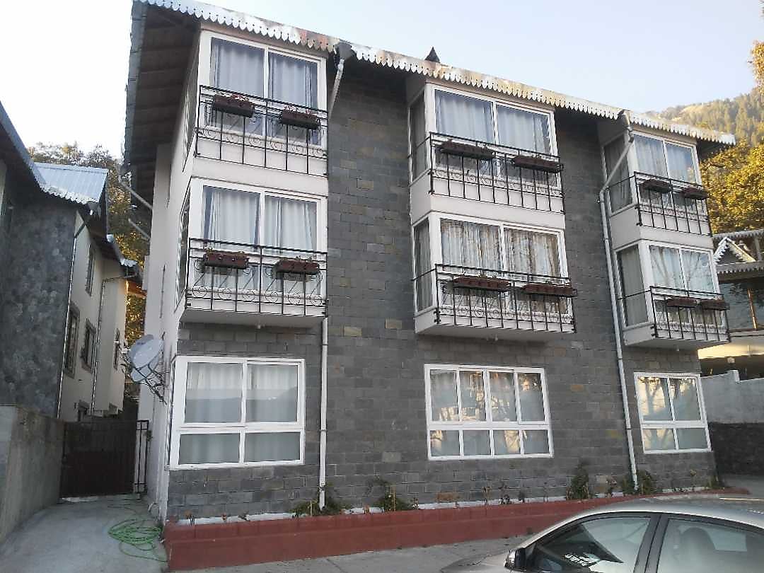 The Bungalows Pine Wood Nainital By Leisure Hotels Best Rates On Nainital Hotel Deals Reviews Photos