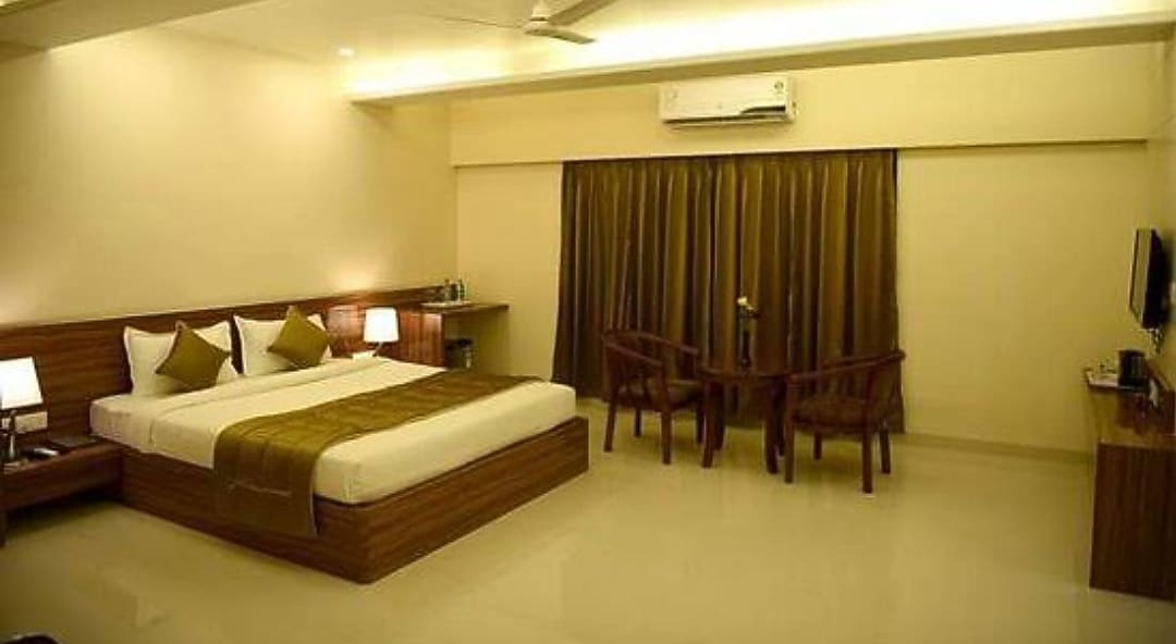 Hotel Pg RegencyMahad 𝗕𝗢𝗢𝗞 Mahad Hotel 𝘄𝗶𝘁𝗵 𝗙𝗥𝗘𝗘 𝗖𝗮𝗻𝗰𝗲𝗹𝗹𝗮𝘁𝗶𝗼𝗻