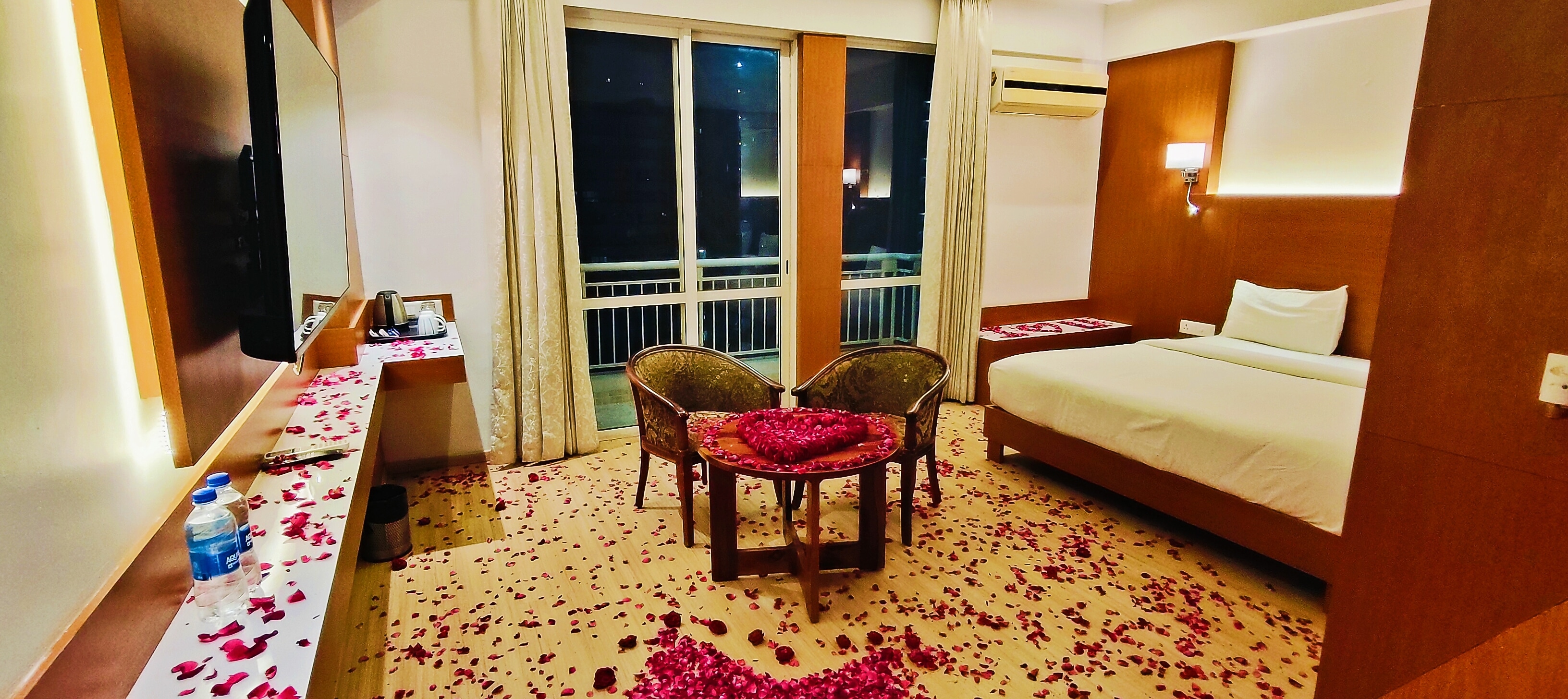 The Grace Residency 𝗕𝗢𝗢𝗞 Lucknow Hotel 𝘄𝗶𝘁𝗵 𝗙𝗥𝗘𝗘 𝗖𝗮𝗻𝗰𝗲𝗹𝗹𝗮𝘁𝗶𝗼𝗻