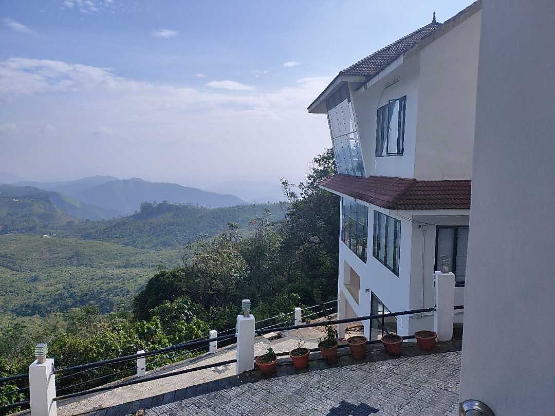 Kuttikanam Castle Best Rates on Kuttikkanam Hotel Deals, Reviews & Photos