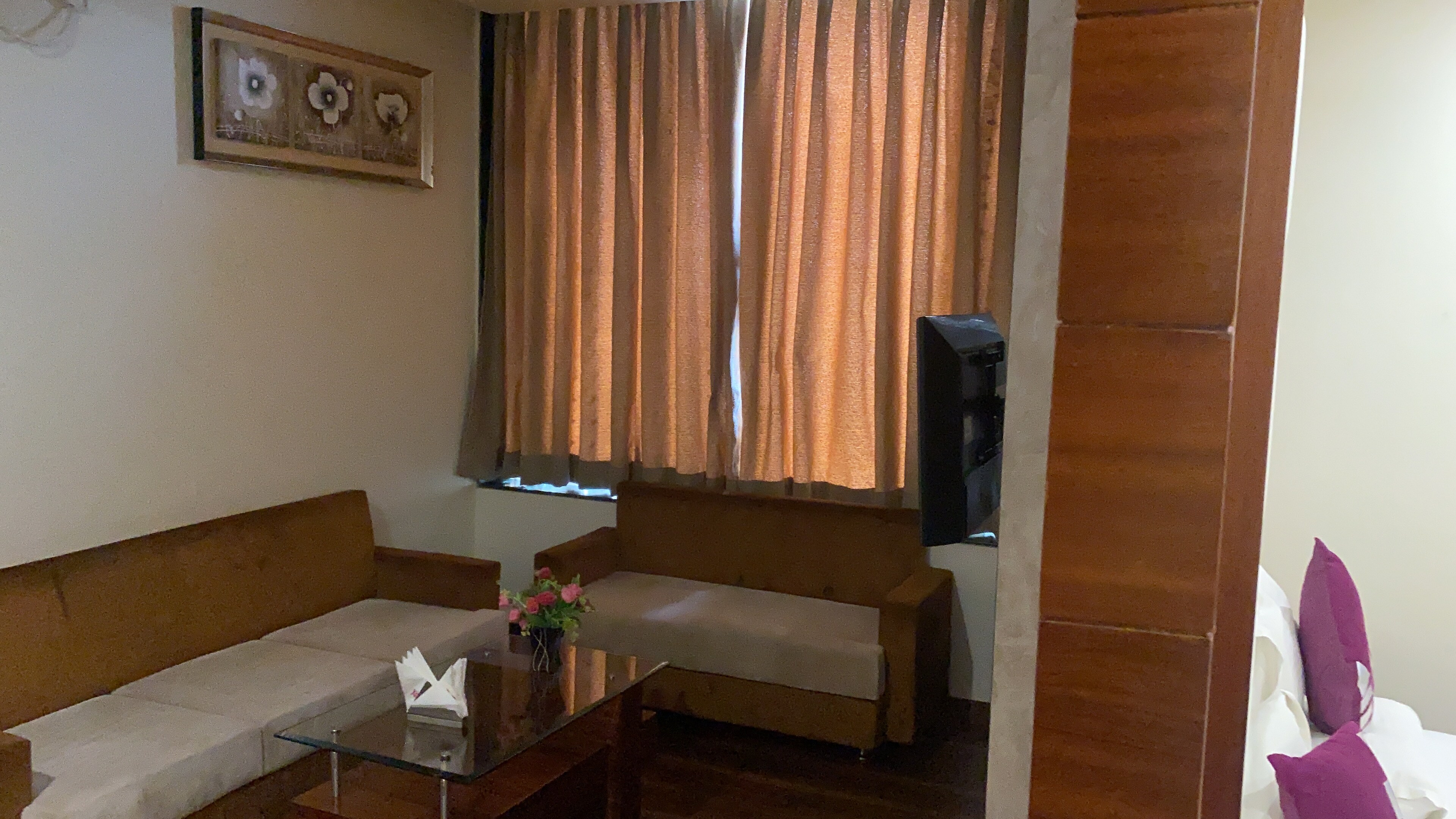 Photos of Hotel Aman Palace by ShriGo Hotels Hotel in Shahdol